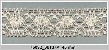 Cotton bobbin lace 75032, width 45 mm, ecru/dark brown