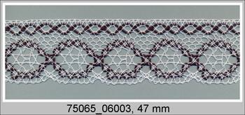 Cotton bobbin lace 75065, width 60 mm, white/black
