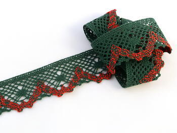 Bobbin lace No. 75261 grass green/light red/dark green | 30 m