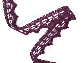 Bobbin lace No. 82352 violet | 30 m - 1