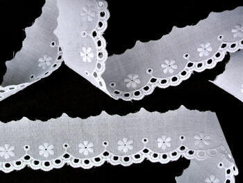 Embroidery lace No. 65006 white | 9,2m - 2