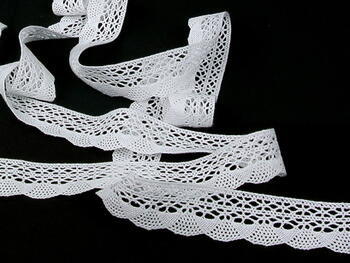 Cotton bobbin lace 75077, width 32 mm, white - 2