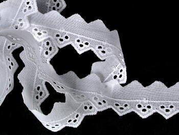 Embroidery lace No. 65027 white | 9,2 m - 3