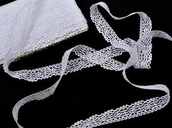 Cotton bobbin lace 75020, width 23 mm, white - 3