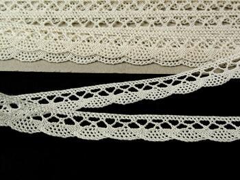 Cotton bobbin lace 75099, width 18 mm, light cream - 3