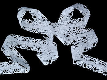 Bobbin lace No. 82200 white | 30 m - 3