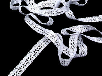 Bobbin lace No. 75081 white | 30 m - 4