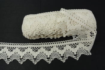 Bobbin lace No. 75256 light creamy | 30 m - 4