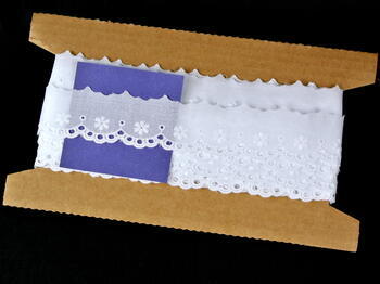 Embroidery lace No. 65006 white | 9,2m - 5