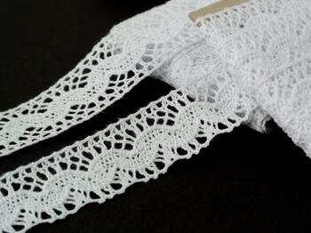 Cotton bobbin lace insert 73002, width 32 mm, white - 5