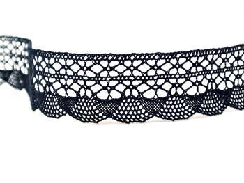Bobbin lace No. 75077 black | 30 m - 7